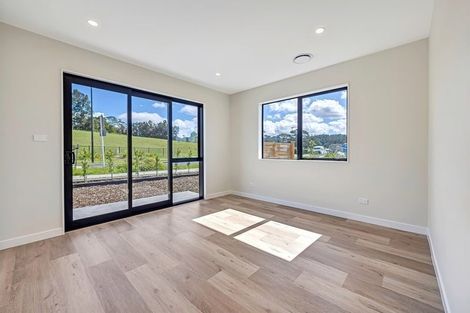 Photo of property in 13 Katote Avenue, Swanson, 0614