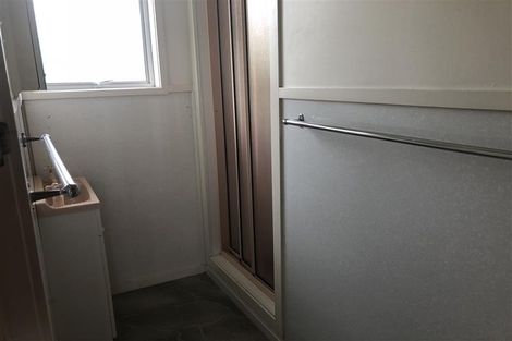 Photo of property in 49 Sherwood Avenue, Te Atatu South, Auckland, 0610