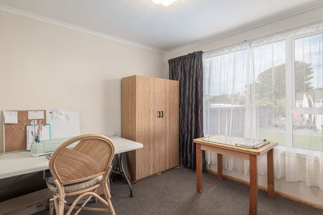 Photo of property in 33 Compton Street, Woolston, Christchurch, 8062