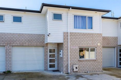 Photo of property in 1u3 June Place, Hamilton East, Hamilton, 3216