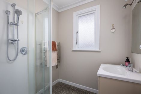 Photo of property in 47 Whiteley Street, Moturoa, New Plymouth, 4310
