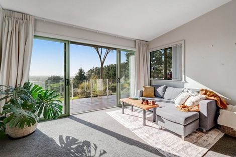Photo of property in 91 Mangakura Road, Helensville, 0875