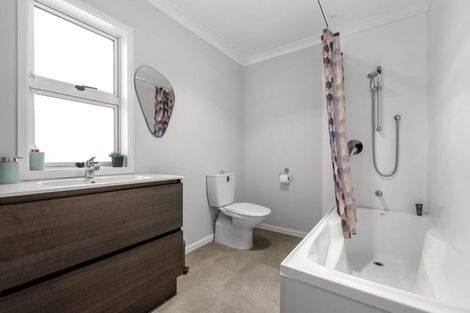 Photo of property in 94a Kings Avenue, Matua, Tauranga, 3110