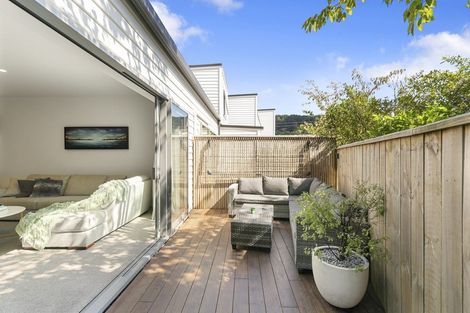 Photo of property in 15/7u Handyside Street, Tawa, Wellington, 5028