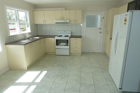 Photo of property in 66 Kelvin Road, Papakura, 2110