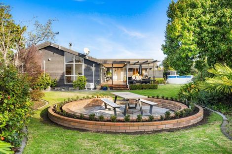 Photo of property in 11 Holyrood Street, Taradale, Napier, 4112