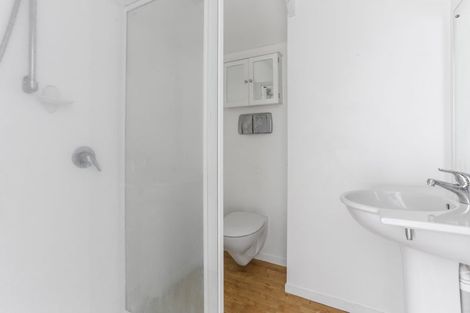 Photo of property in 1/29 Wolsley Avenue, Milford, Auckland, 0620