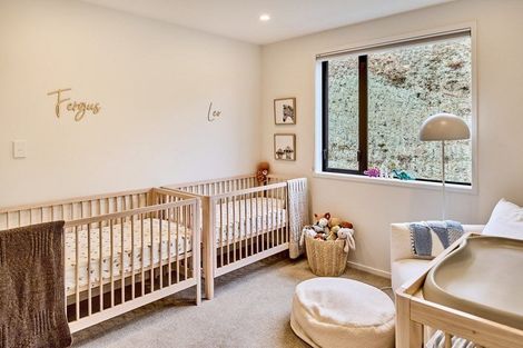 Photo of property in 33 Holystone Road, Whitby, Porirua, 5024