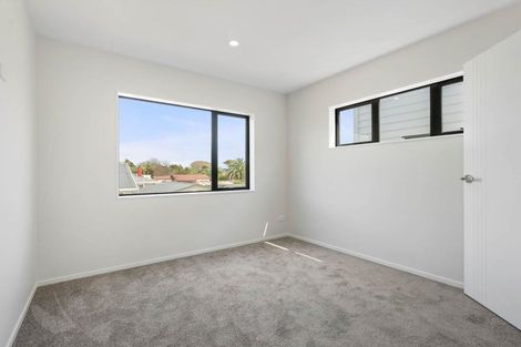 Photo of property in 451a Massey Road, Mangere East, Auckland, 2024
