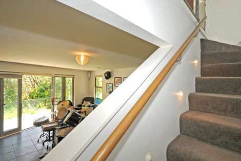 Photo of property in 126 Creswick Terrace, Northland, Wellington, 6012