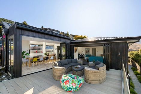 Photo of property in 3 Panorama Place, Queenstown, 9300