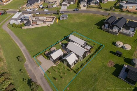 Photo of property in 5 Liberty Place, Cooks Beach, 3591