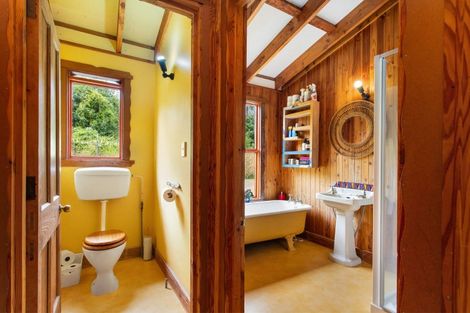 Photo of property in 20 Usshers Road, Little River, 7591