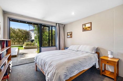 Photo of property in 15 Barry Street, Ahuriri, Napier, 4110
