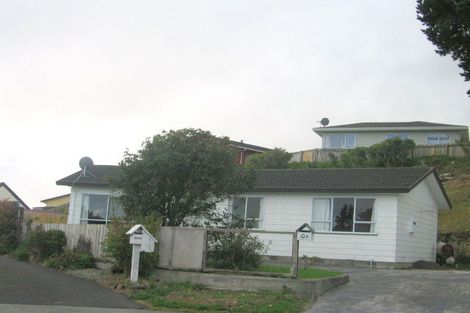 Photo of property in 10 Mayaro Crescent, Grenada Village, Wellington, 6037