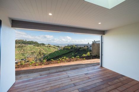 Photo of property in 7 Hill Tops Way, Stoke, Nelson, 7011