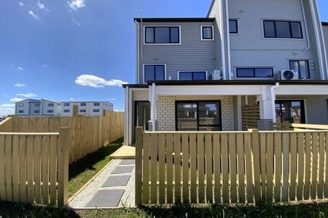 Photo of property in 17 Auranga Drive, Karaka, Papakura, 2113