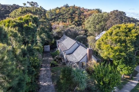 Photo of property in 28 Solander Place, Whitby, Porirua, 5024