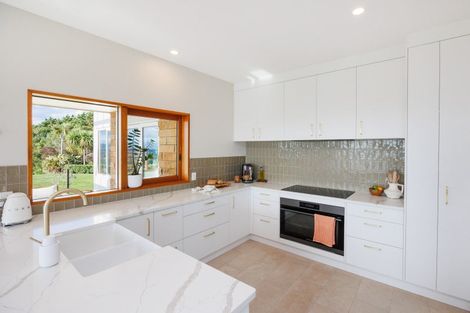 Photo of property in 333 Ngahere Park Road, Turitea, Palmerston North, 4472