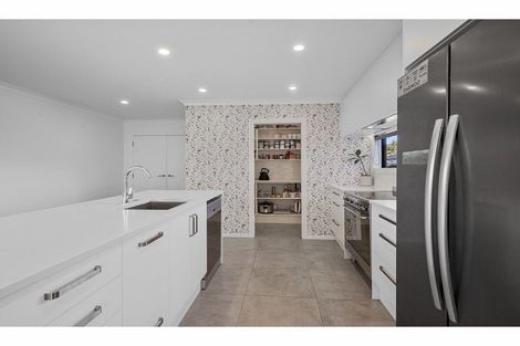 Photo of property in 7 Clonbunny Close, Rolleston, 7614