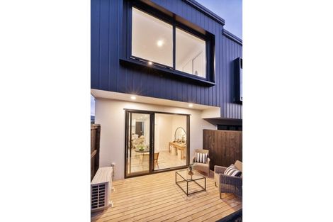 Photo of property in 3/11 Jaemont Avenue, Te Atatu South, Auckland, 0610
