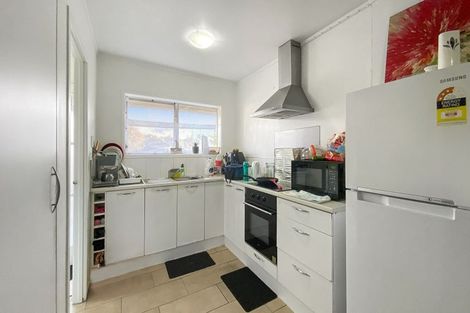 Photo of property in 8/126 Lynwood Road, New Lynn, Auckland, 0600