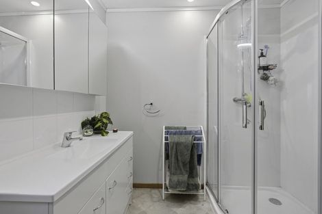Photo of property in 16 Bush Point Road, Cable Bay, 0420