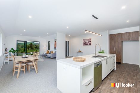 Photo of property in 44 Constitution Avenue, Milton, 9220