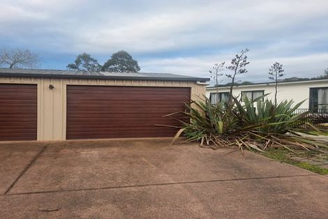 Photo of property in 47 Terry Smyth Drive, Kumeu, 0892