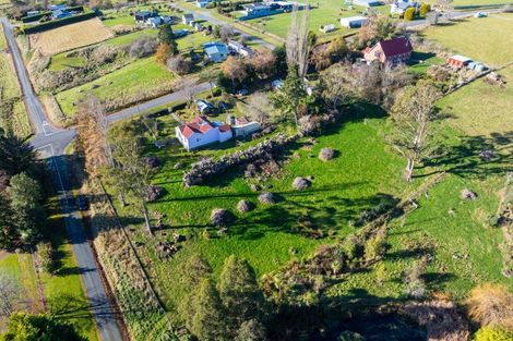 Photo of property in 36 Pensher Street, Waitahuna, Lawrence, 9593