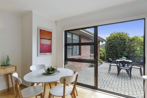 Photo of property in 39 Satara Crescent, Khandallah, Wellington, 6035