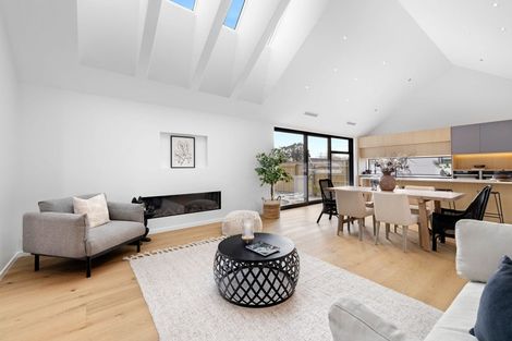 Photo of property in 2 Alan James Lane, Prebbleton, 7604