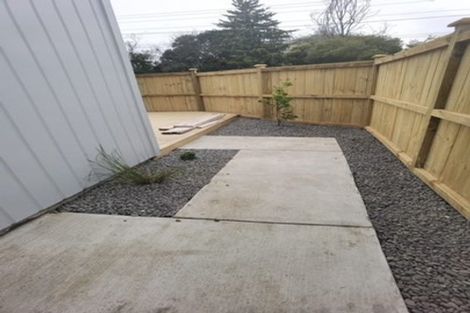 Photo of property in 2 Hoia Street, Papakura, 2110