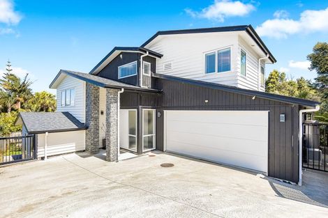 Photo of property in 28 Shah Place, Glen Eden, Auckland, 0602
