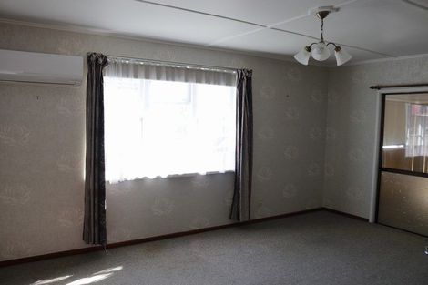 Photo of property in 93 Swiss Avenue, Gonville, Whanganui, 4501