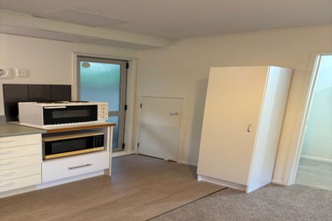 Photo of property in 1/3 Pohutukawa Avenue, Shelly Park, Auckland, 2014