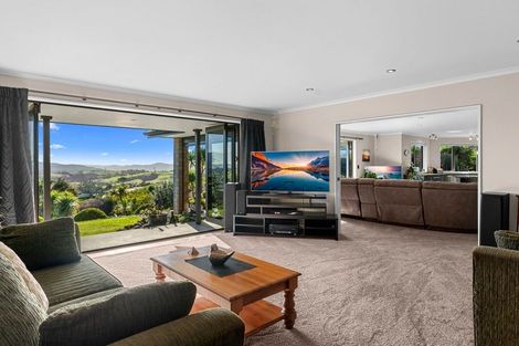 Photo of property in 97 West Ridge Road, Maunu, Whangarei, 0110