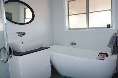 Photo of property in 24 Liverpool Street, Levin, 5510