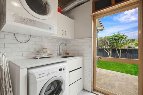 Photo of property in 18 Westbrook Place, Pomare, Rotorua, 3015