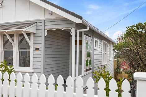 Photo of property in 94 Calliope Road, Stanley Point, Auckland, 0624