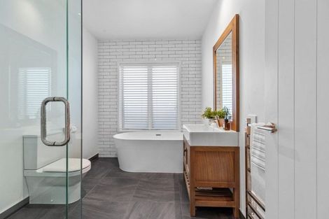 Photo of property in 1 Ascarina Way, Papamoa Beach, Papamoa, 3118