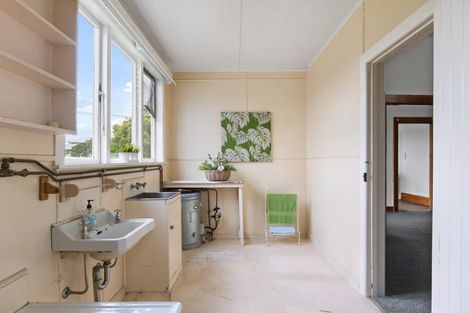 Photo of property in 200 Cobden Street, Gisborne, 4010