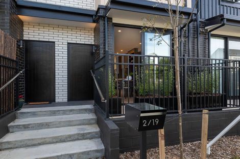 Photo of property in 2/19 Windlass Street, Long Bay, Auckland, 0630