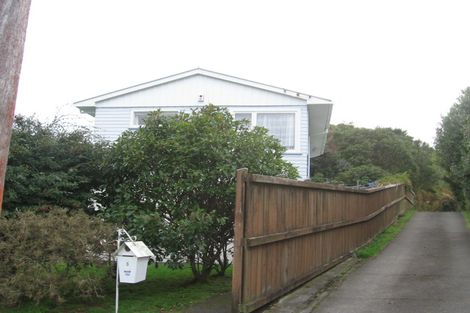 Photo of property in 3 Turkington Street, Tawa, Wellington, 5028