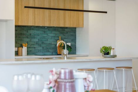 Photo of property in 166 Karuhiruhi Street, Waikanae, 5036