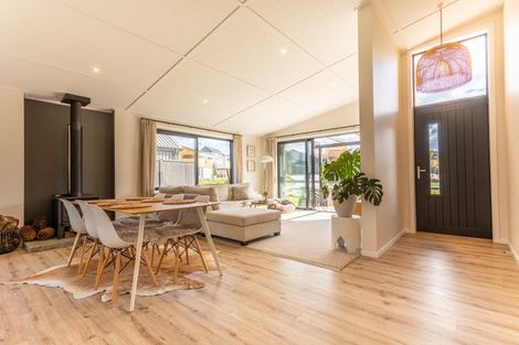 Photo of property in 2 Glen Dene Crescent, Wanaka, 9305