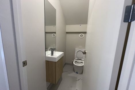 Photo of property in 30b Lowtherhurst Road, Massey, Auckland, 0614