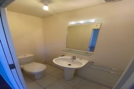 Photo of property in 2u1 King Street, Mount Cook, Wellington, 6021