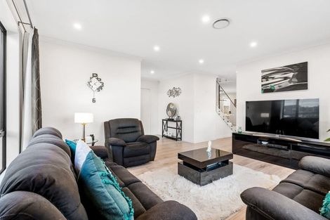 Photo of property in 25 Lime Hill Rise, Flat Bush, Auckland, 2019