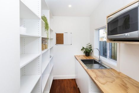 Photo of property in 89a Clarendon Terrace, Woolston, Christchurch, 8023